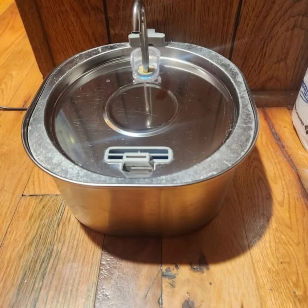 Stainless Steel Cat Feeder with Lid